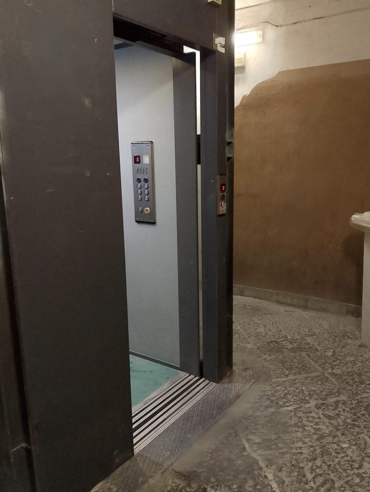 Mary House Napoli Centro公寓 外观 照片